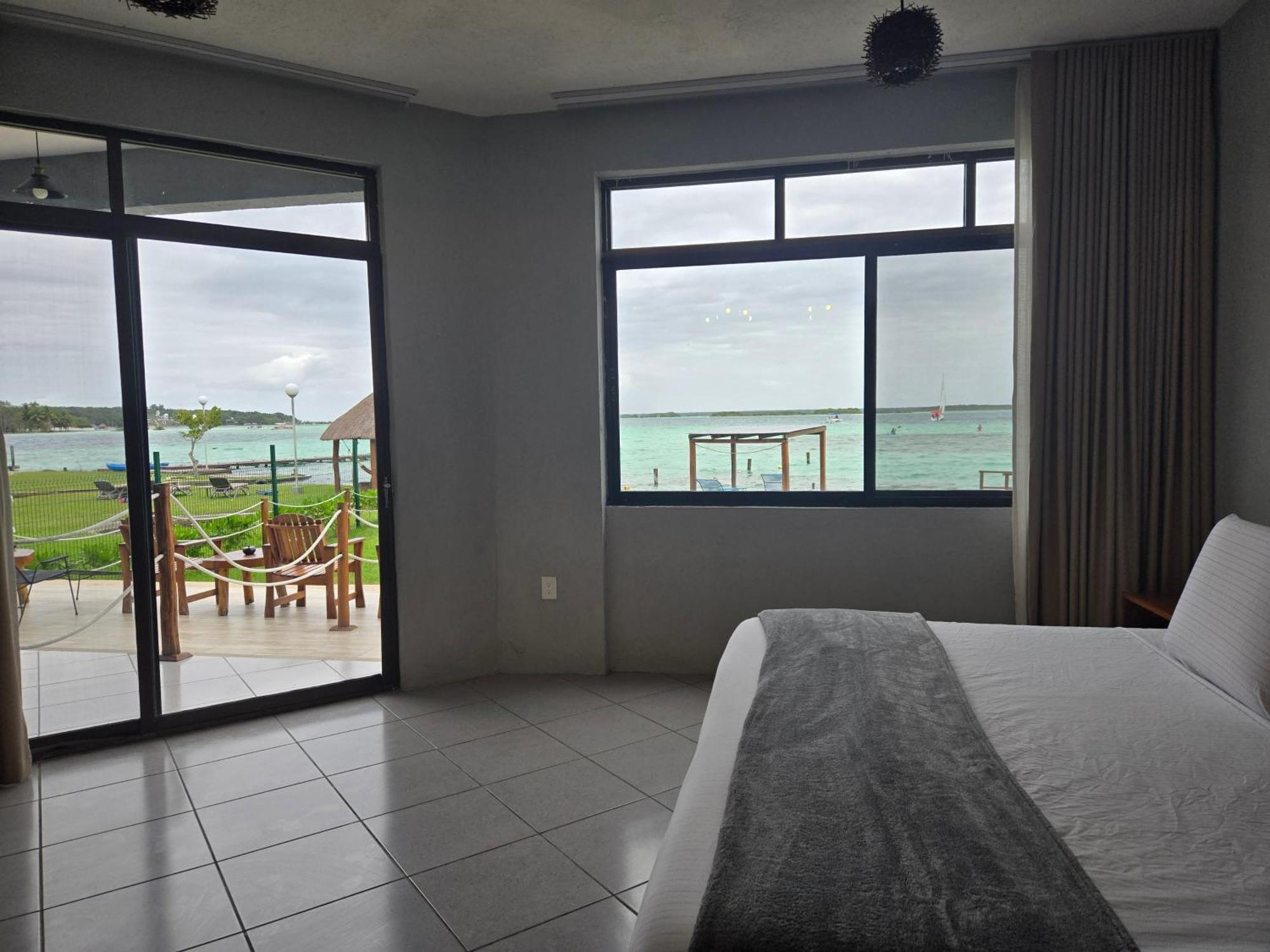 Blue Caribe Bacalar Front Lagoon 외부 사진